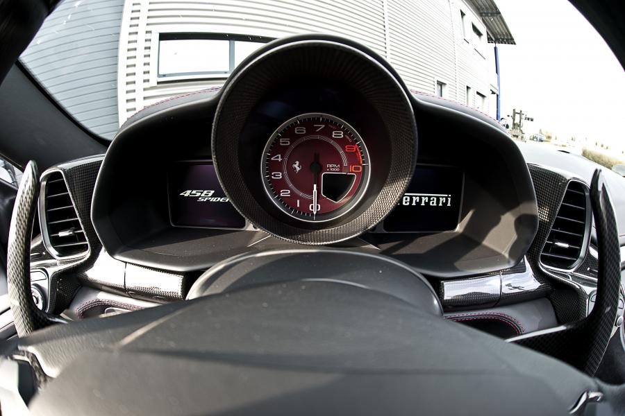  Ferrari 458 Italia Spider Perfetto by Wheelsandmore 2012 года  (фото 6 из 11)